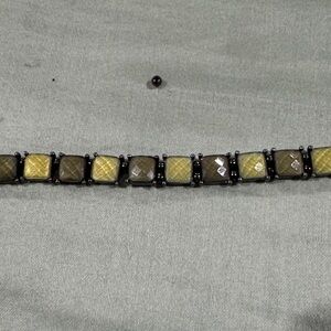 16 beads sage green Women's broken Bracelet